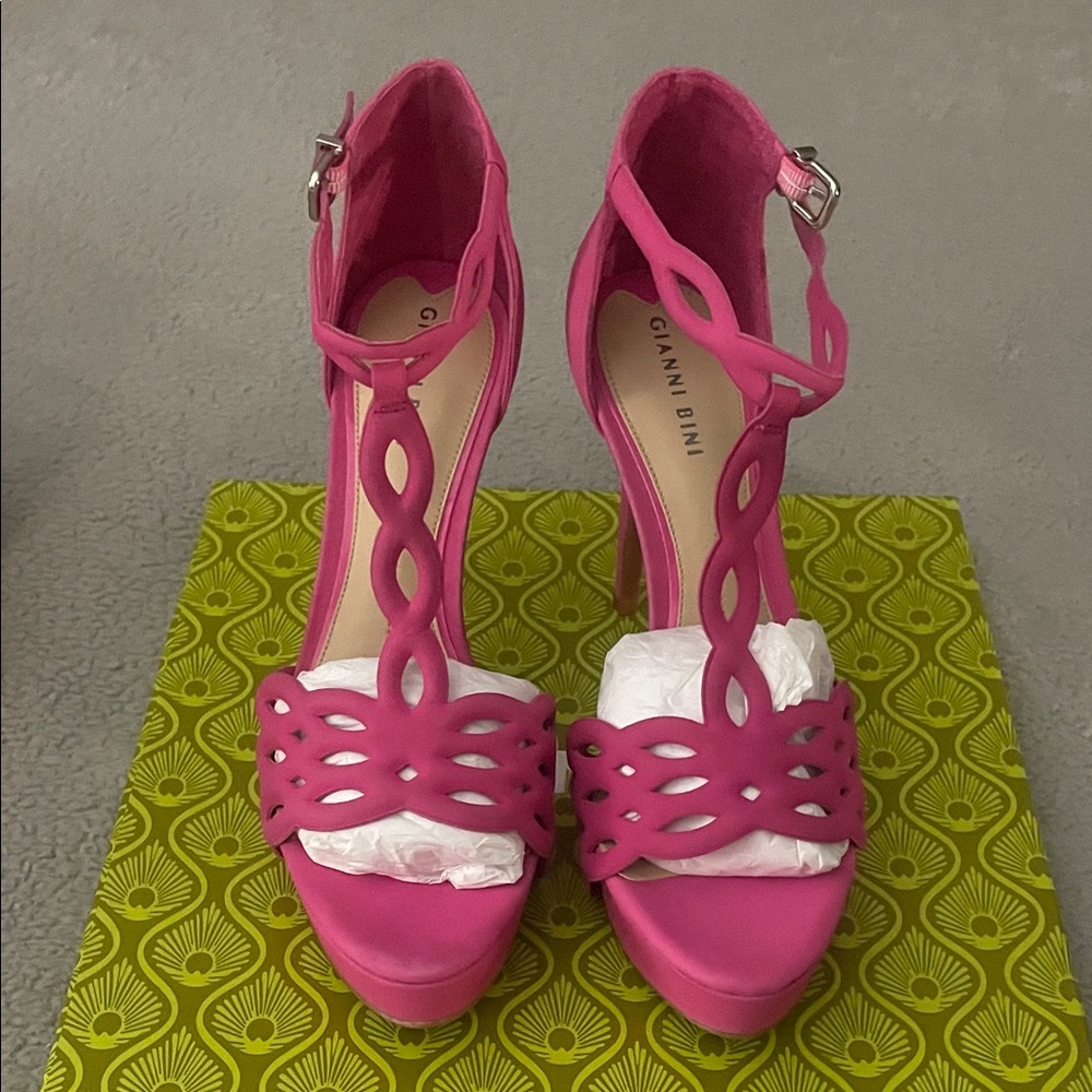 Gianni Bini Fuchsia Heeled Sandals
